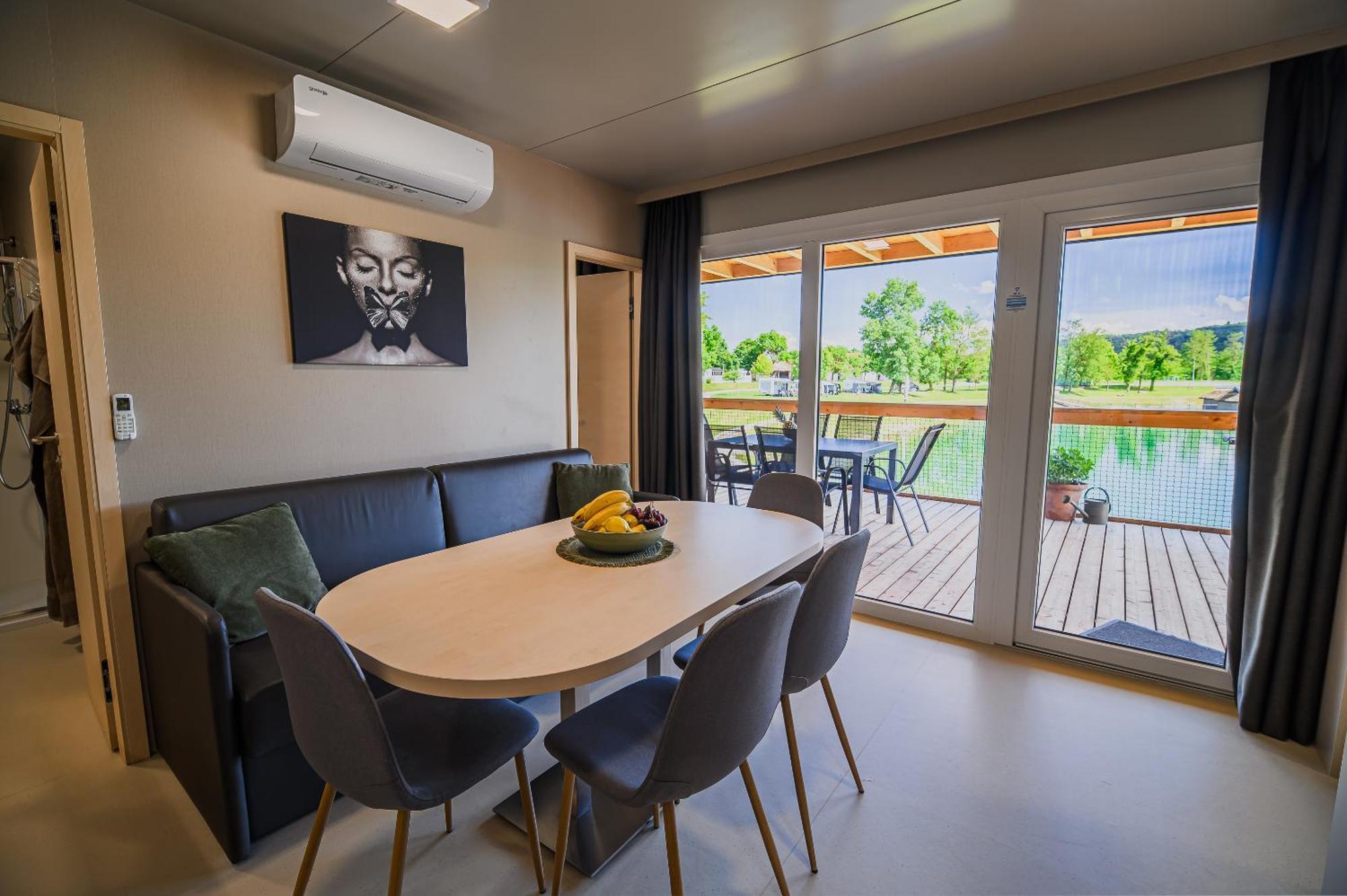 Deluxe Lake View Mobile Homes With Thermal Riviera Tickets Catez ob Savi Luaran gambar