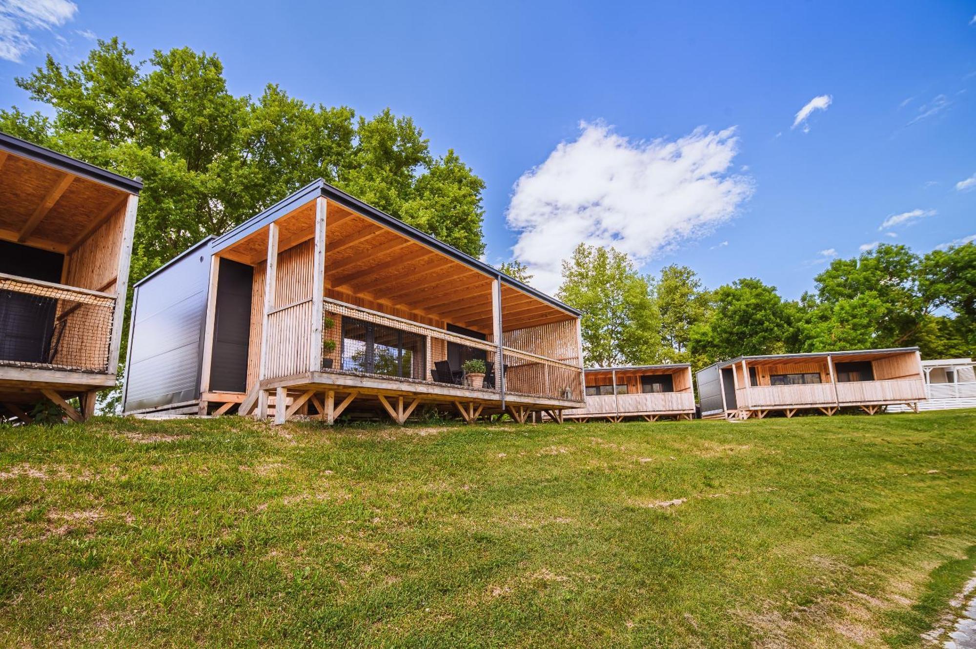 Deluxe Lake View Mobile Homes With Thermal Riviera Tickets Catez ob Savi Luaran gambar